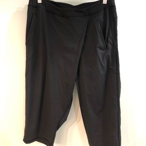 Lululemon capri